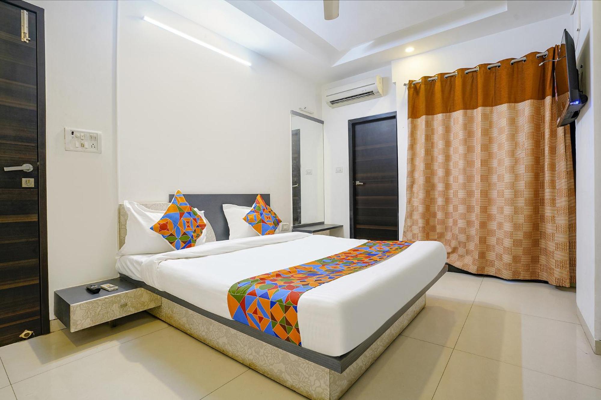 Fabhotel Shree Balaji Apartment Mira-Bhayandar Exterior foto